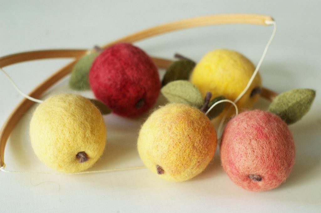Felt Apple Baby Mobile – Garden & Autumn Nursery Mobile
